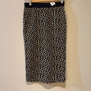 A bit of 🐆 sexy in a Pencil Skirt NWT